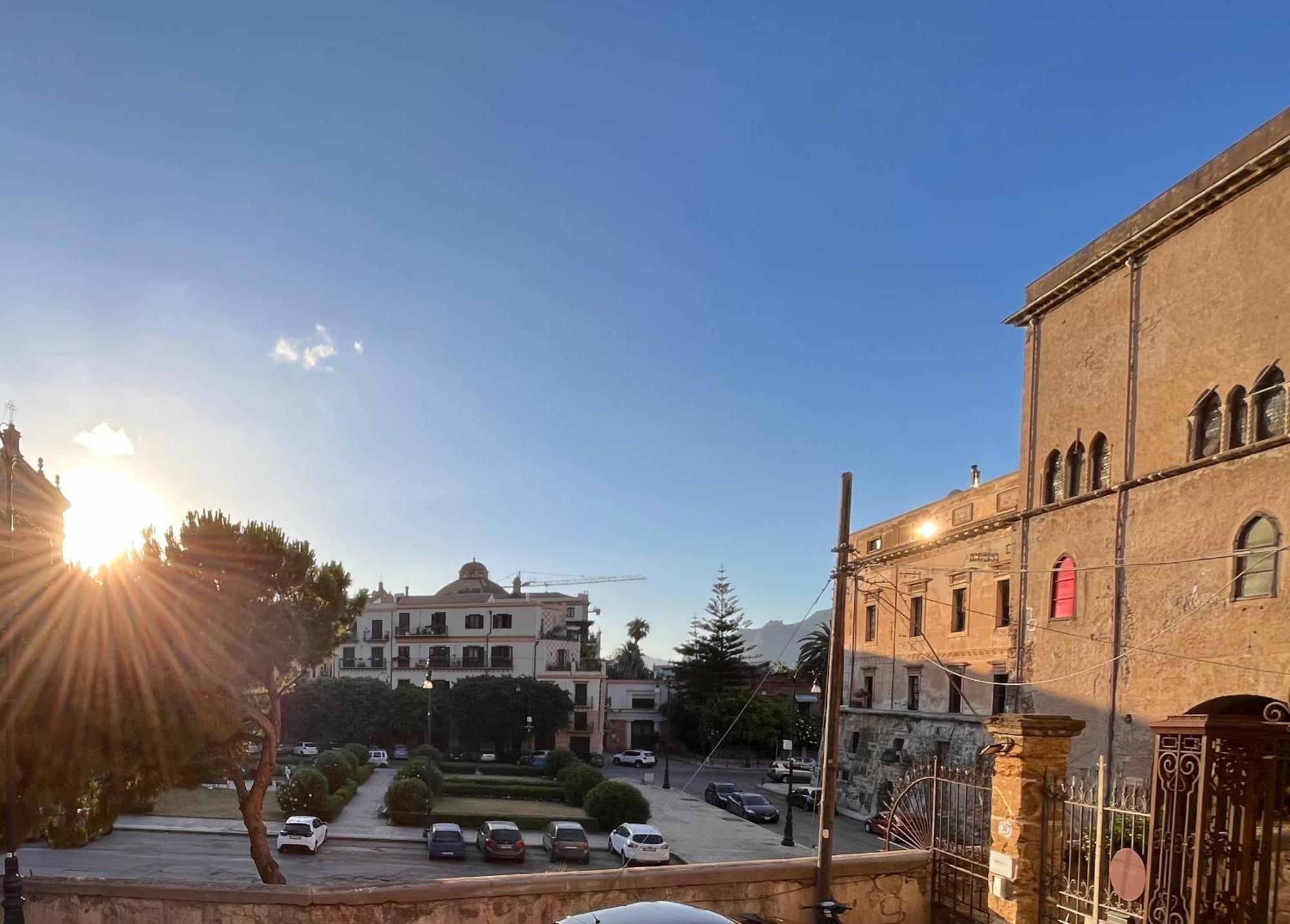 Casa Khalesia Apartment Palermo Bagian luar foto